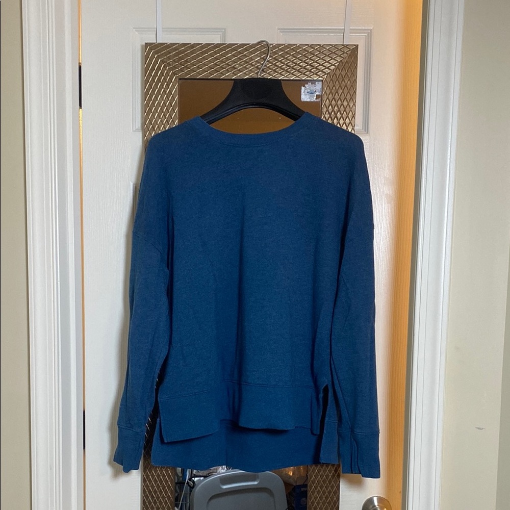 Time and Tru Vibrant Blue Sweatshirt